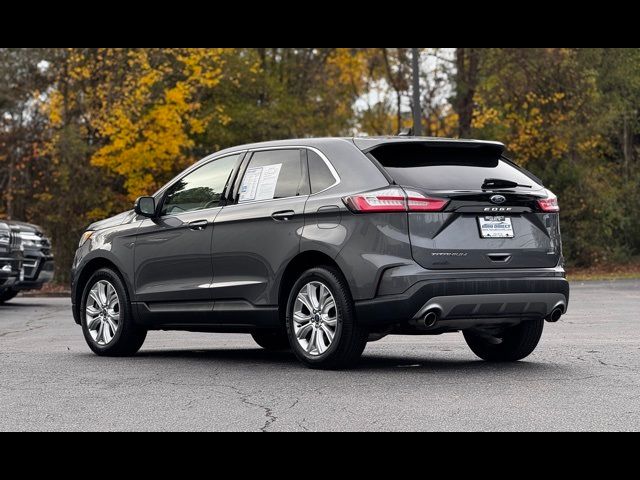 2022 Ford Edge Titanium