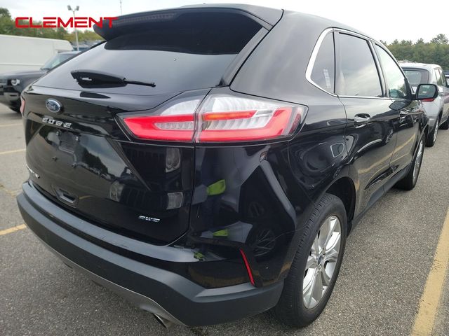 2022 Ford Edge Titanium