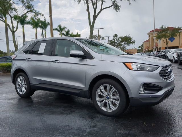 2022 Ford Edge Titanium