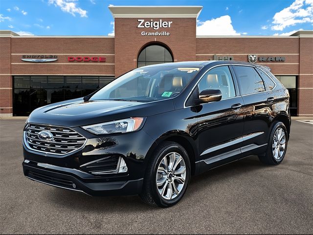 2022 Ford Edge Titanium