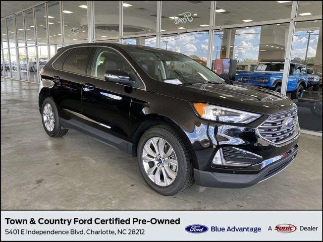 2022 Ford Edge Titanium