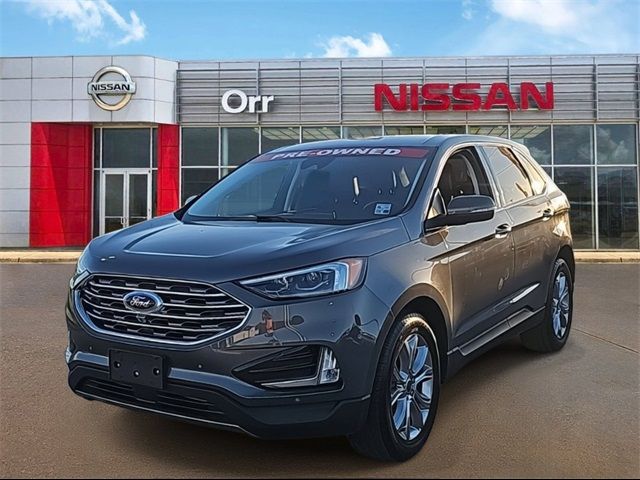 2022 Ford Edge Titanium