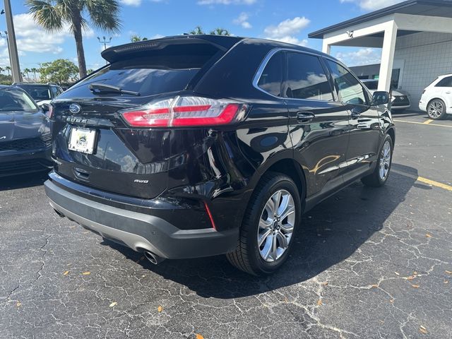 2022 Ford Edge Titanium