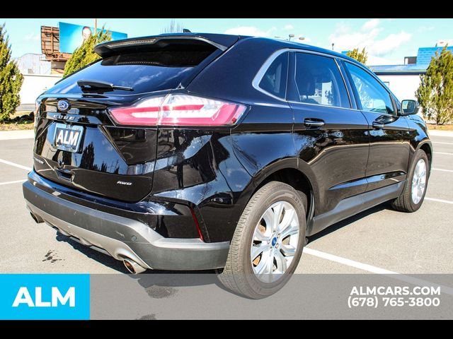 2022 Ford Edge Titanium