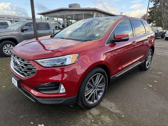 2022 Ford Edge Titanium