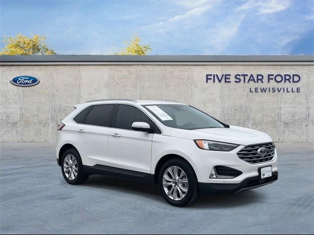 2022 Ford Edge Titanium