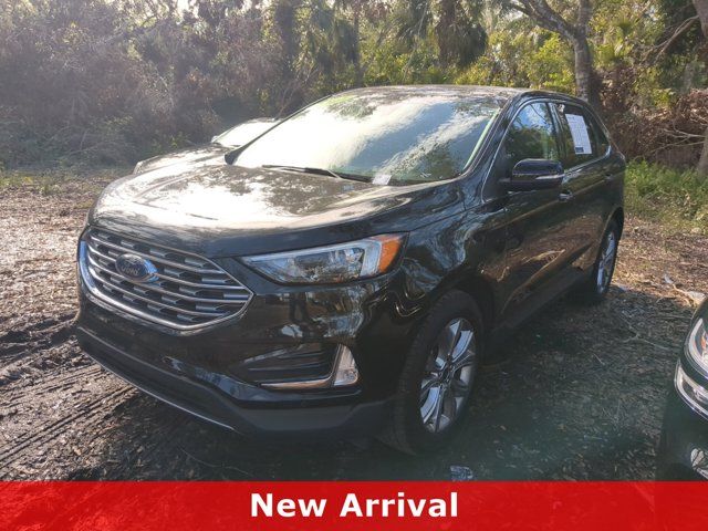 2022 Ford Edge Titanium