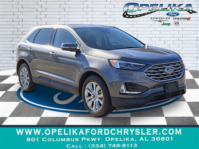 2022 Ford Edge Titanium