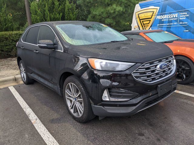 2022 Ford Edge Titanium