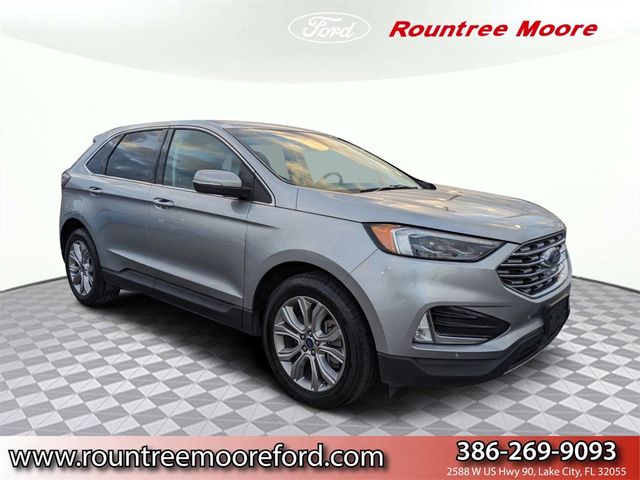 2022 Ford Edge Titanium