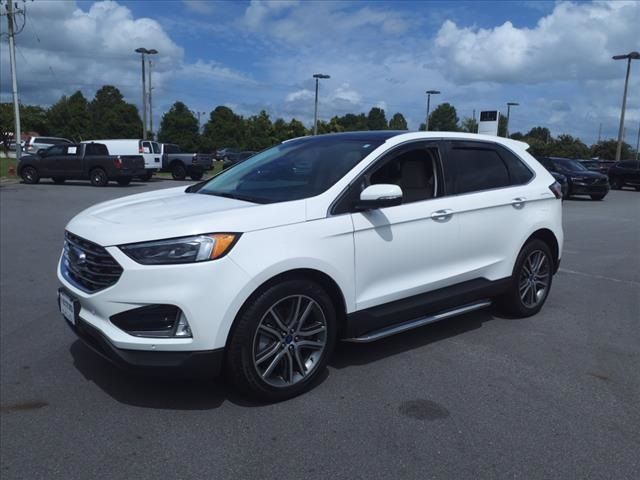 2022 Ford Edge Titanium