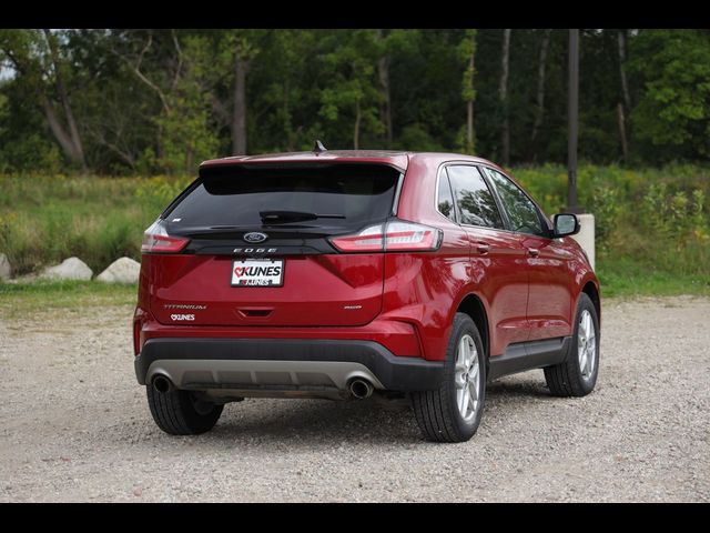 2022 Ford Edge Titanium