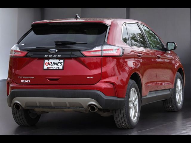 2022 Ford Edge Titanium