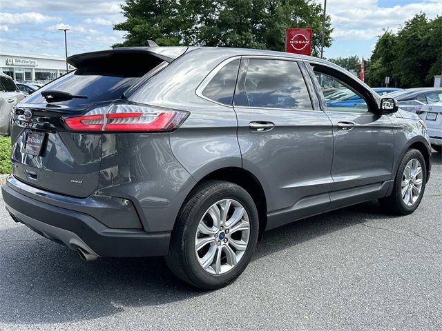 2022 Ford Edge Titanium