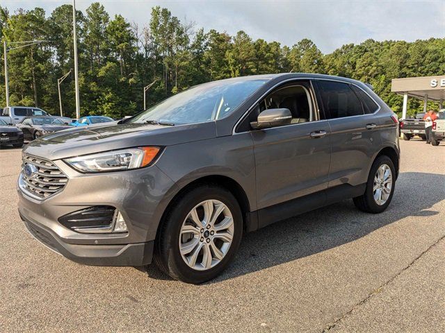 2022 Ford Edge Titanium