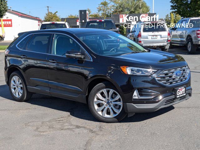 2022 Ford Edge Titanium