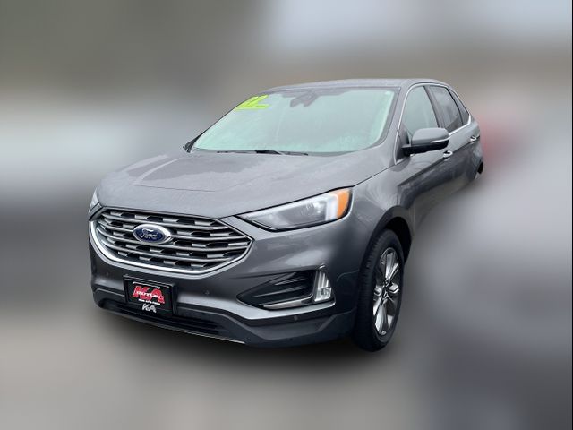 2022 Ford Edge Titanium