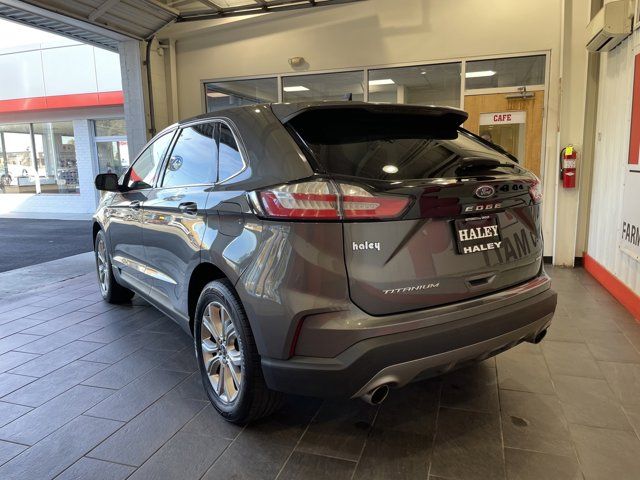 2022 Ford Edge Titanium