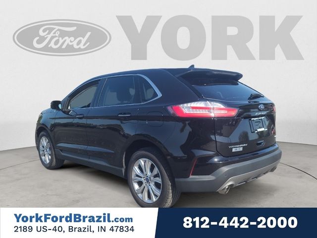 2022 Ford Edge Titanium