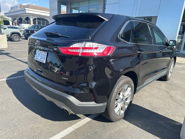 2022 Ford Edge Titanium