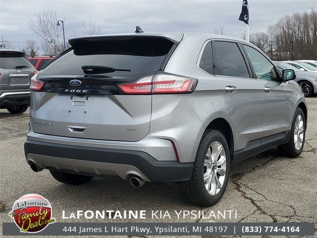 2022 Ford Edge Titanium