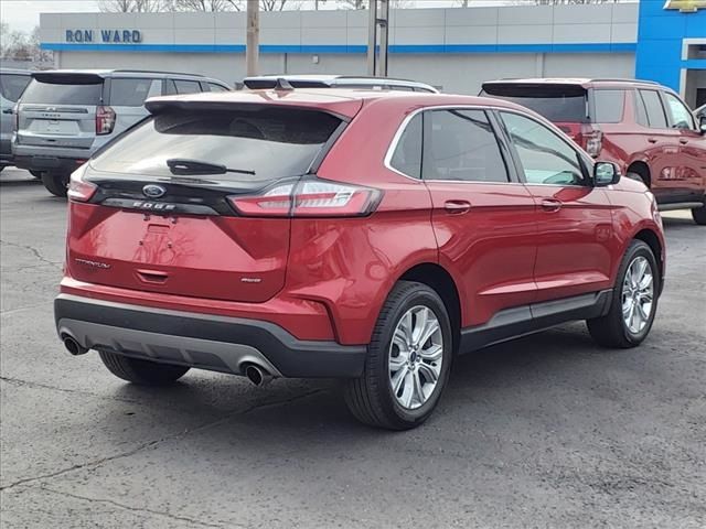 2022 Ford Edge Titanium