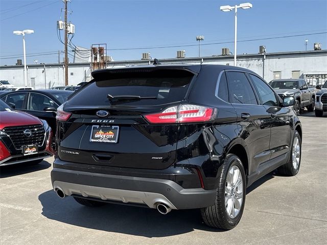 2022 Ford Edge Titanium