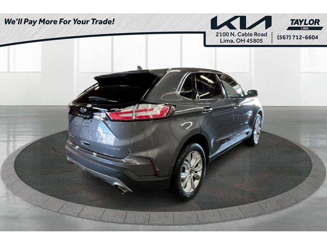 2022 Ford Edge Titanium