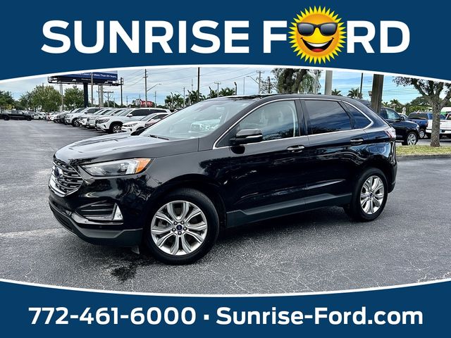 2022 Ford Edge Titanium