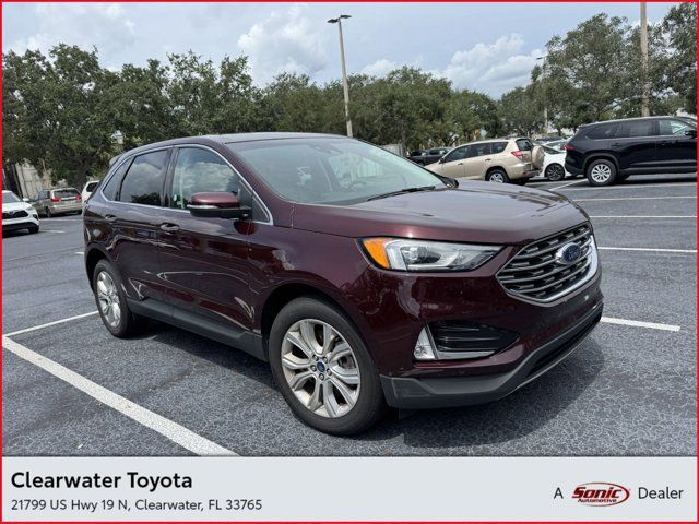 2022 Ford Edge Titanium