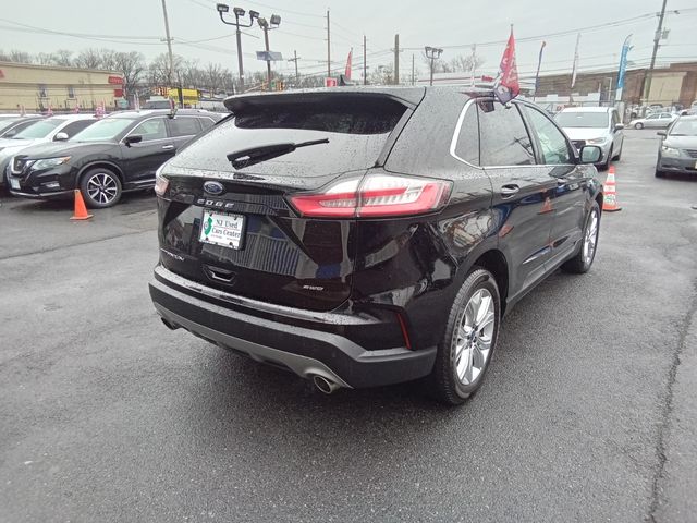 2022 Ford Edge Titanium