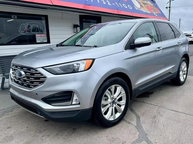 2022 Ford Edge Titanium