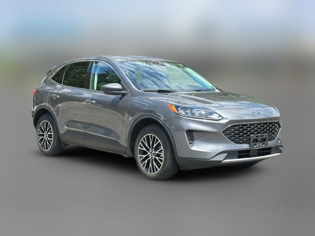 2022 Ford Escape Plug-In Hybrid SE
