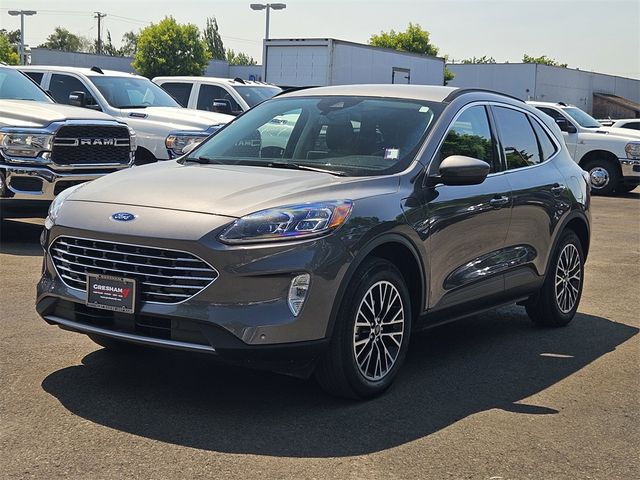 2022 Ford Escape Plug-In Hybrid Titanium