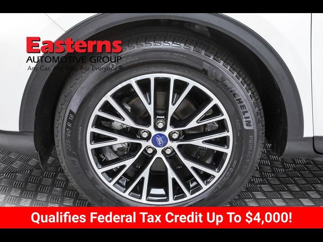 2022 Ford Escape Plug-In Hybrid Titanium