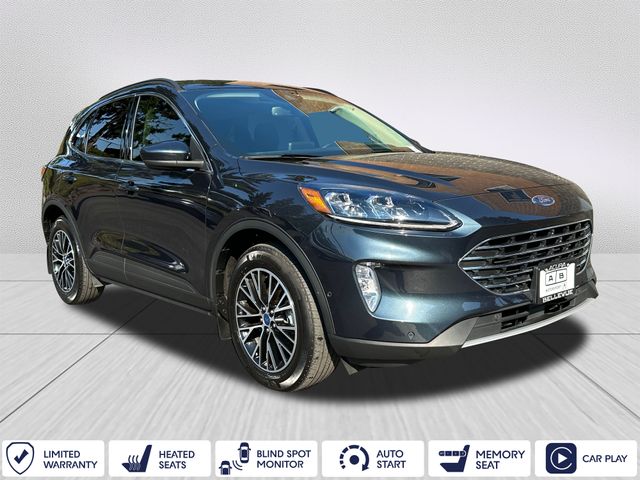 2022 Ford Escape Plug-In Hybrid Titanium