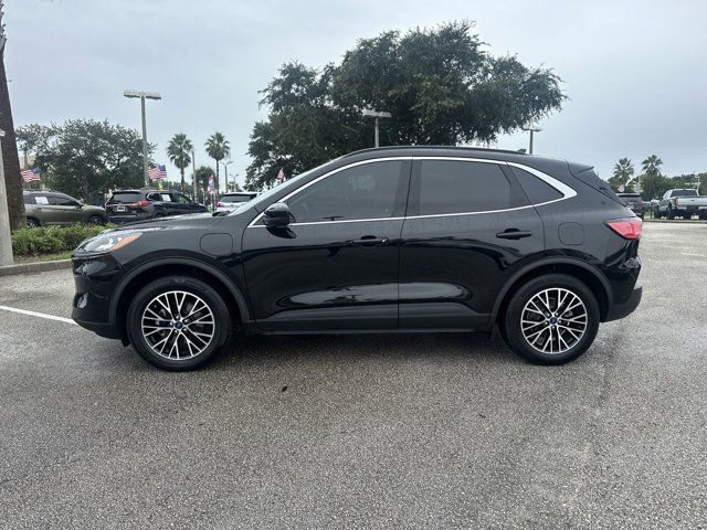 2022 Ford Escape Plug-In Hybrid Titanium