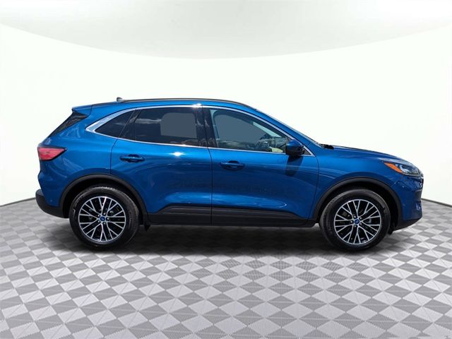 2022 Ford Escape Plug-In Hybrid Titanium