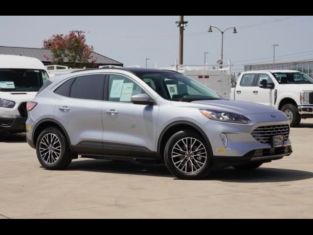 2022 Ford Escape Plug-In Hybrid Titanium