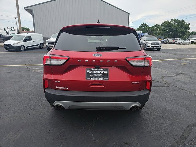 2022 Ford Escape SE