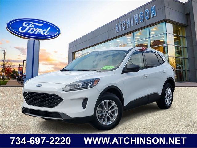 2022 Ford Escape SE