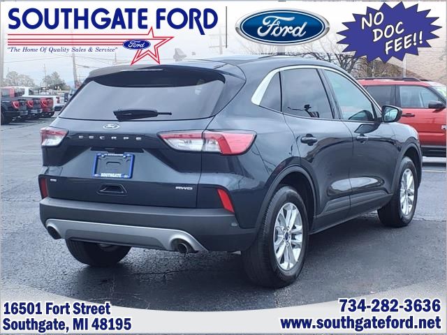 2022 Ford Escape SE