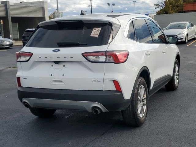 2022 Ford Escape SE