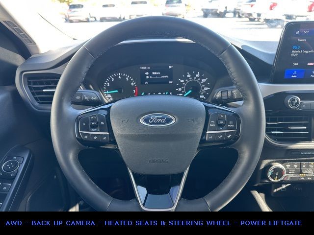 2022 Ford Escape SE