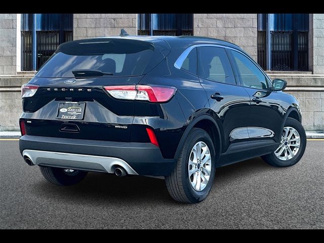 2022 Ford Escape SE