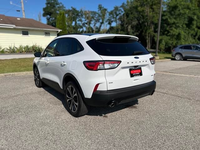 2022 Ford Escape SE