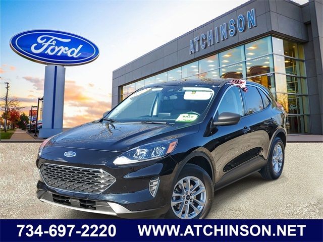 2022 Ford Escape SE