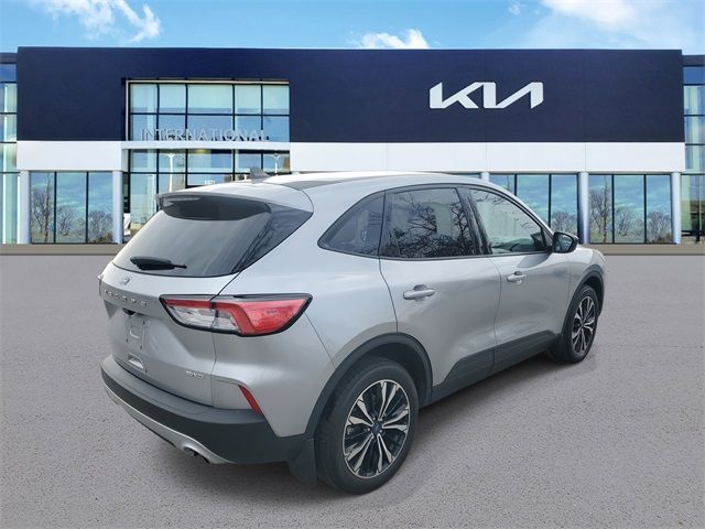 2022 Ford Escape SE