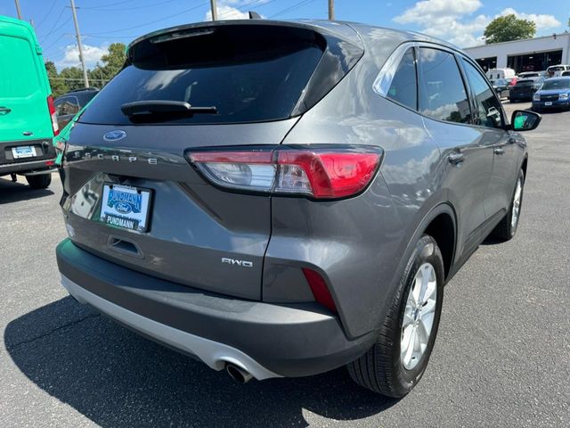 2022 Ford Escape SE