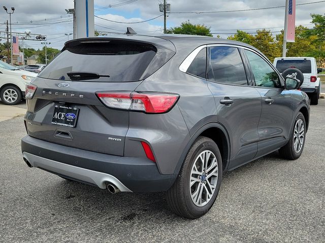 2022 Ford Escape SEL